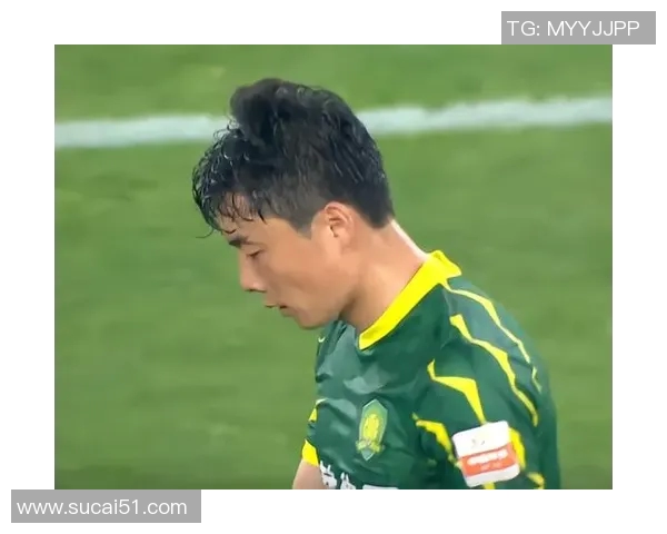 杭州足球队与上海足球队赛后复盘团队协作分析与战术总结 杭州足球队与上海足球队赛后复盘团队协作分析与战术总结