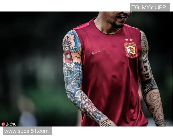 纹身艺术与足球明星的完美结合探索独特图案背后的故事与意义