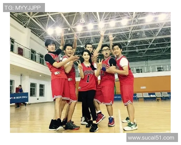 足球明星与中国女星的魅力碰撞展现体育与娱乐的完美结合