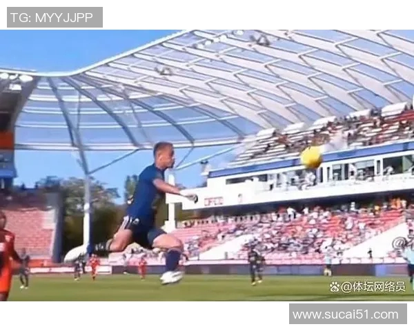 足球明星绝杀瞬间回顾那些令人热血沸腾的经典进球时刻